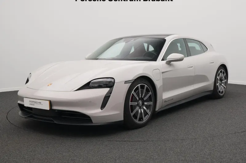 Porsche Taycan (2024)