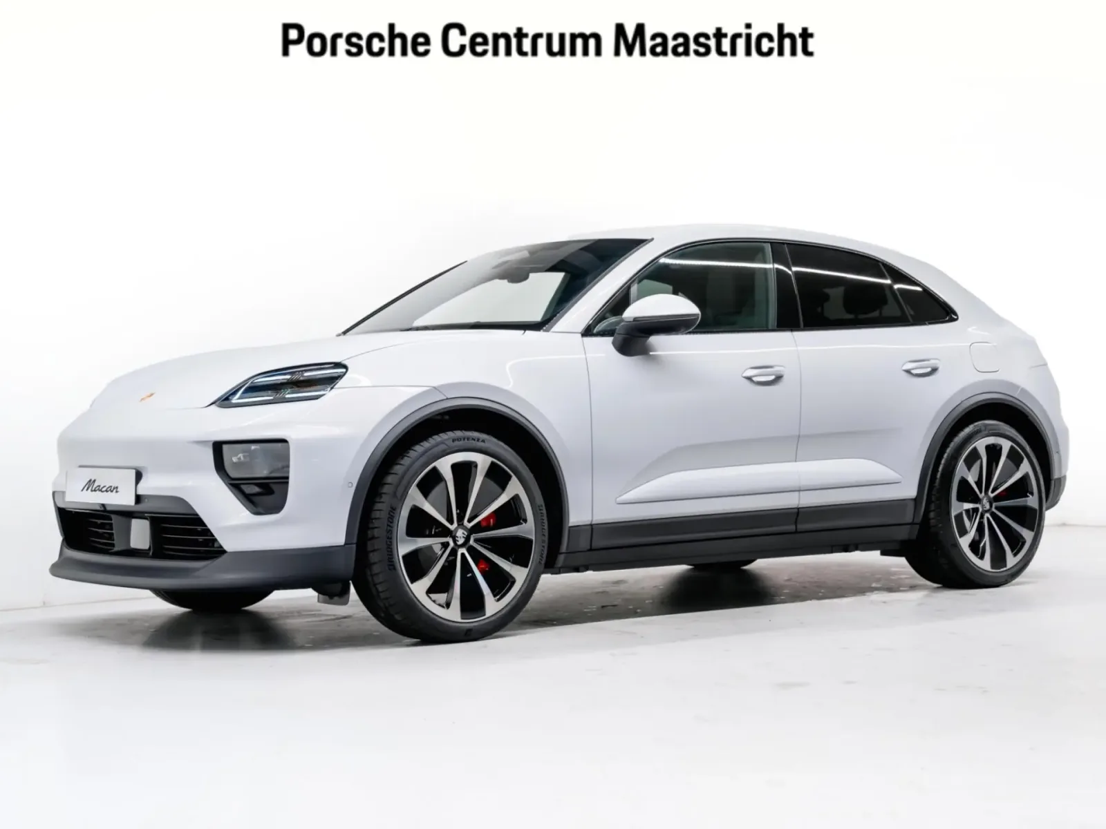 Porsche Macan (2026) — foto 1