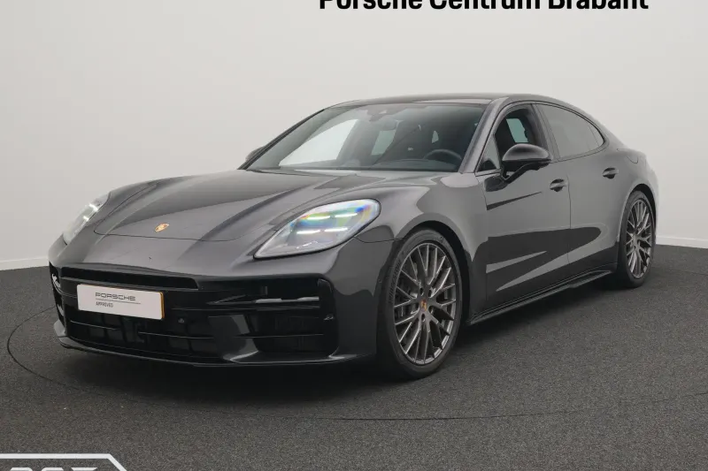 Porsche Panamera (2024)