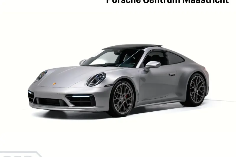 Porsche 911 (2023)