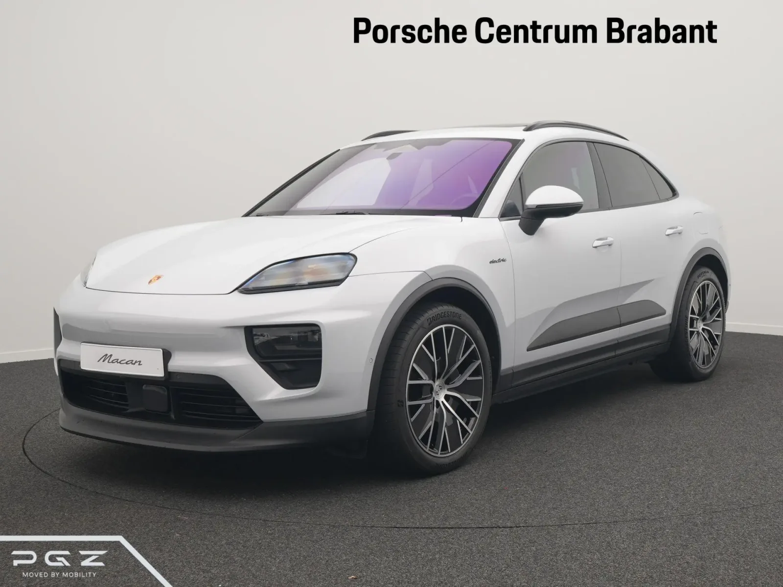 Porsche Macan (2025) — foto 1