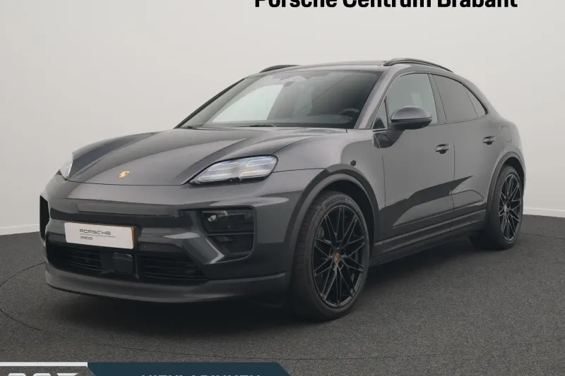 Porsche Macan (2024)