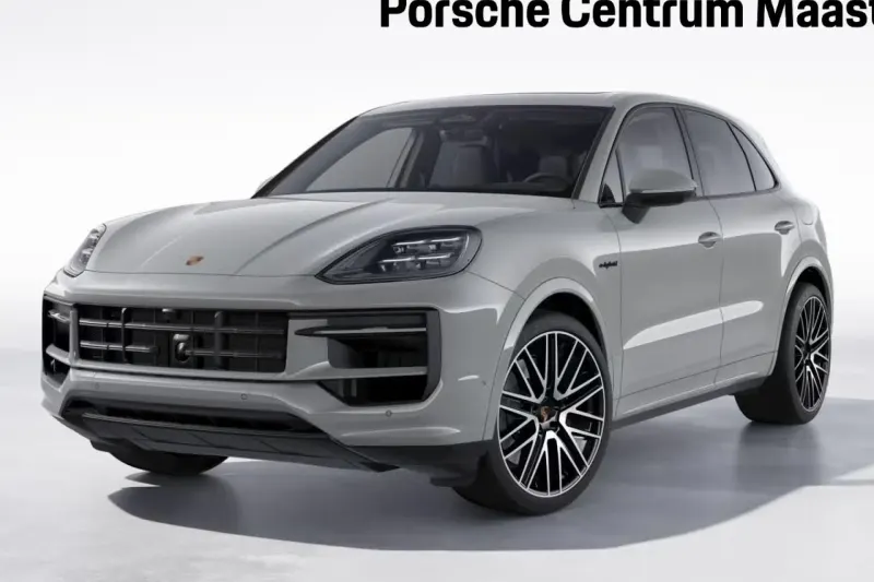 Porsche Cayenne (2023)