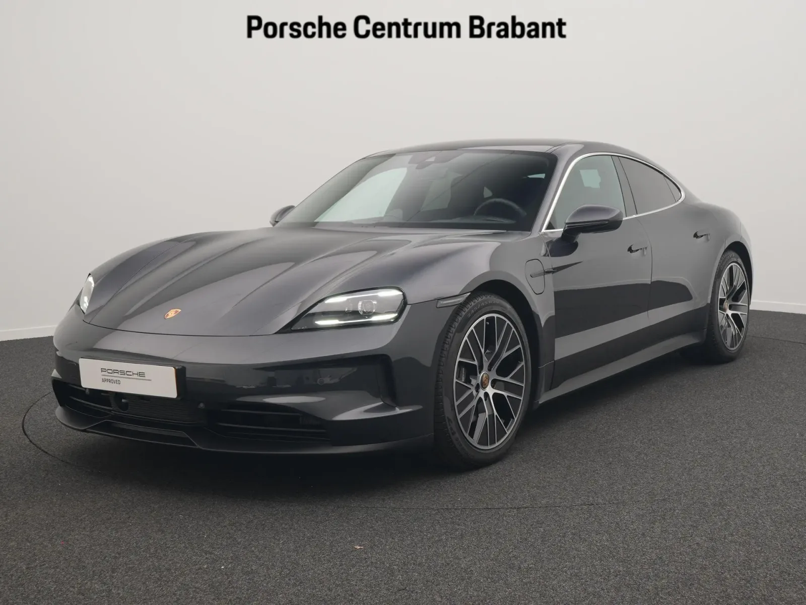 Porsche Taycan (2024) — foto 1