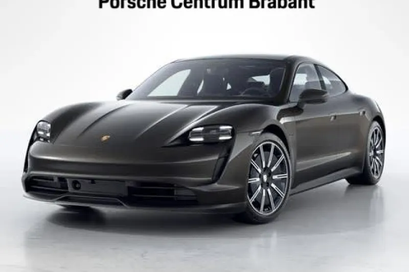Porsche Taycan (2022)