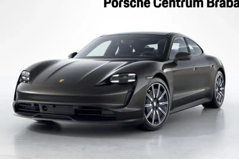 Porsche Taycan (2022)