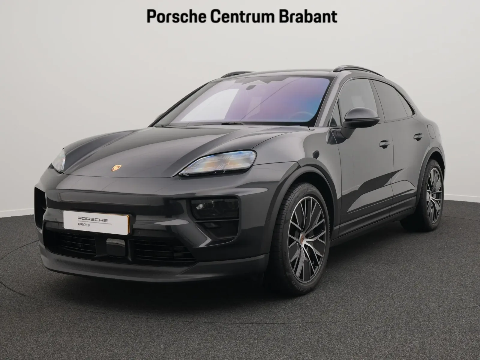 Porsche Macan (2025) — foto 1
