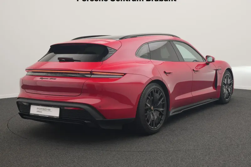 Porsche Taycan (2022)