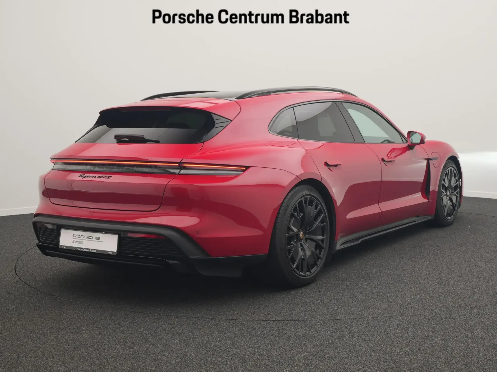 Porsche Taycan (2022) — foto 1