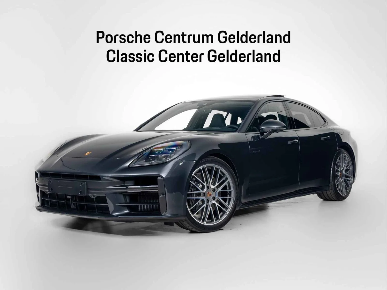 Porsche Panamera (2025) — foto 1
