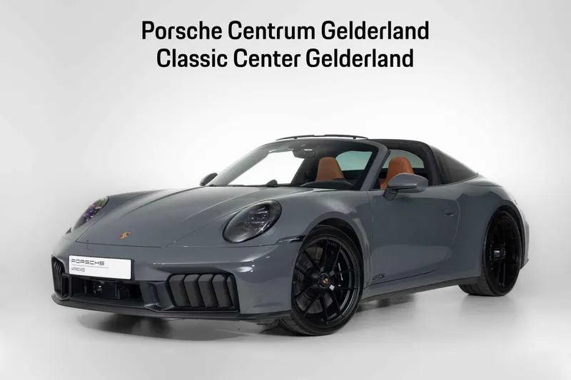 Porsche 911 (2024)