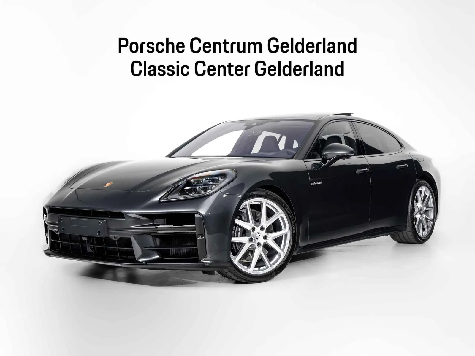 Porsche Panamera (2025) — foto 1