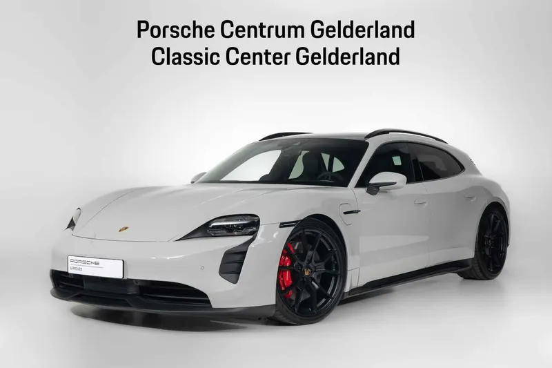 Porsche Taycan (2024)