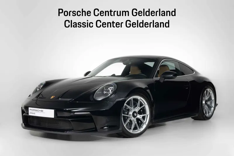 Porsche 911 (2024)