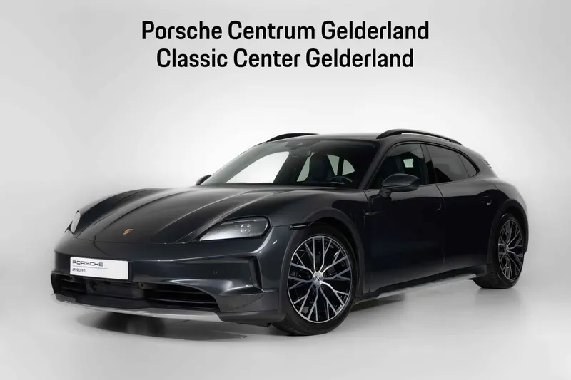 Porsche Taycan (2024)