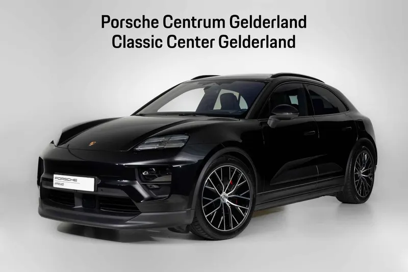 Porsche Macan (2024)