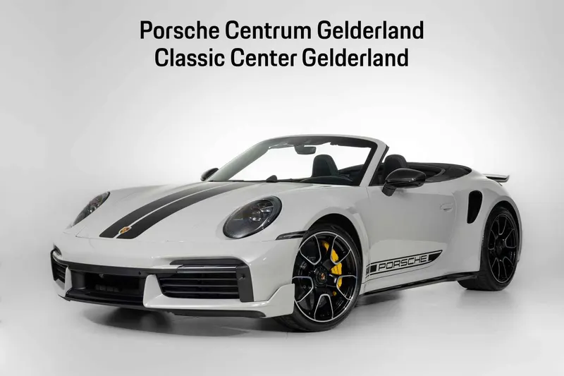 Porsche 911 (2023)