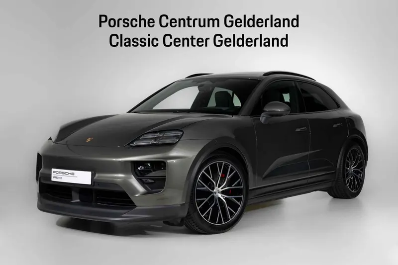 Porsche Macan (2024)