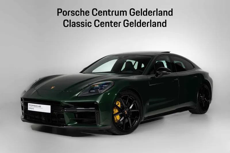 Porsche Panamera (2024)
