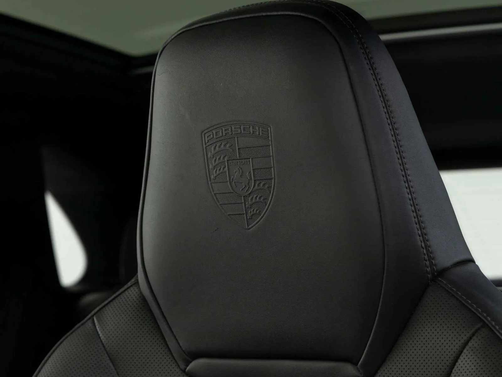 Porsche Cayenne (2024) — foto 1