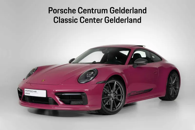 Porsche 911 (2025)