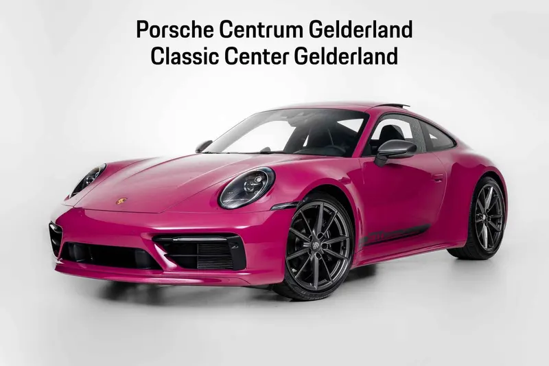 Porsche 911 (2025)