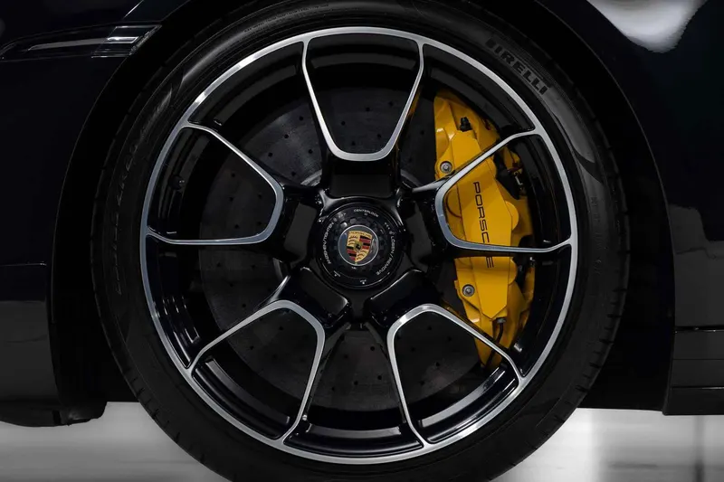 Porsche 911 (2022)