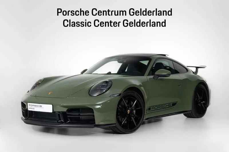 Porsche 911 (2025)