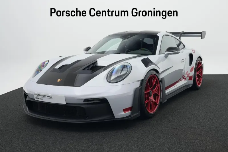 Porsche 911 (2023)