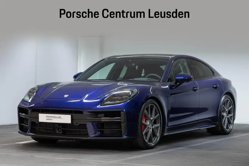 Porsche Panamera (2024)