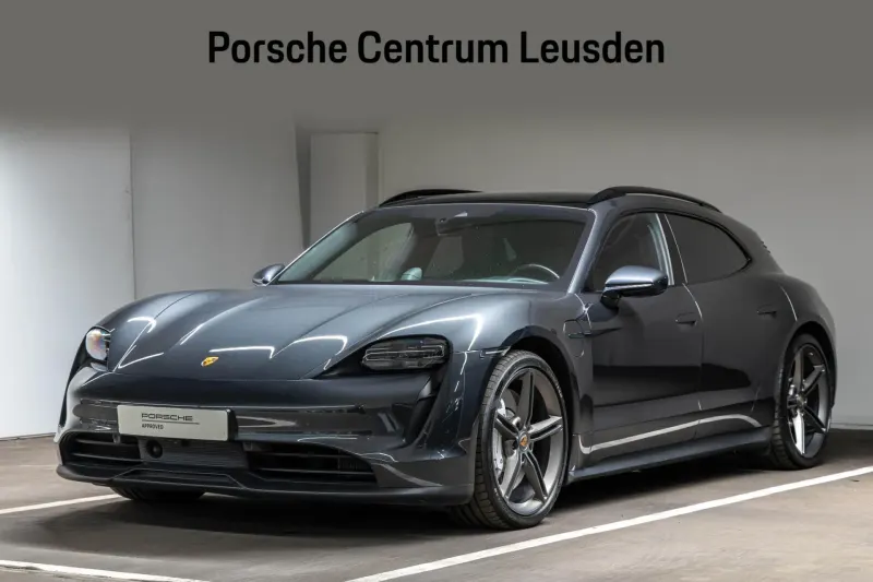 Porsche Taycan (2022)