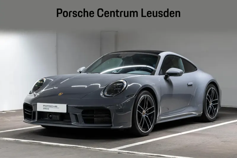 Porsche 911 (2025)