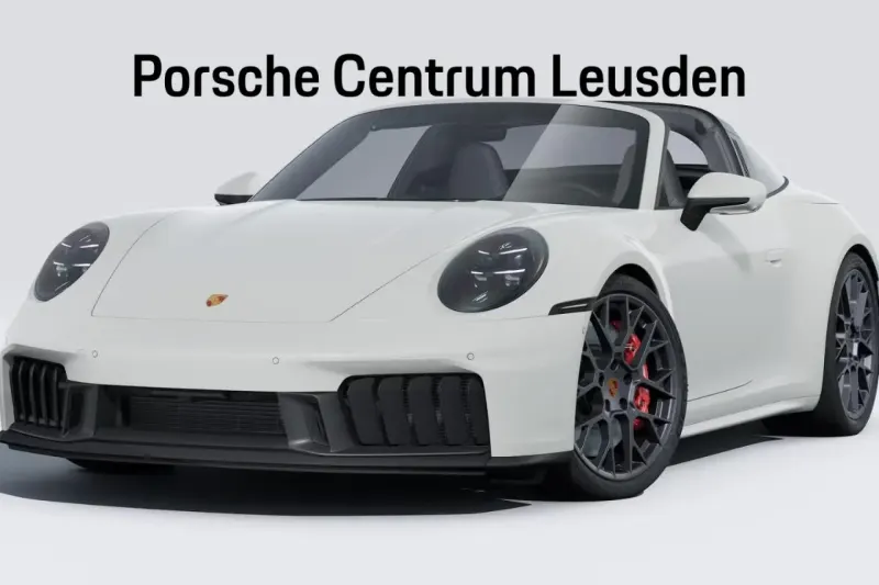 Porsche 911 (2025)