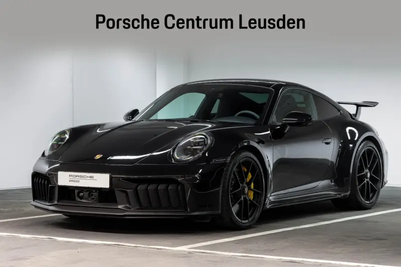 Porsche 911 (2024)