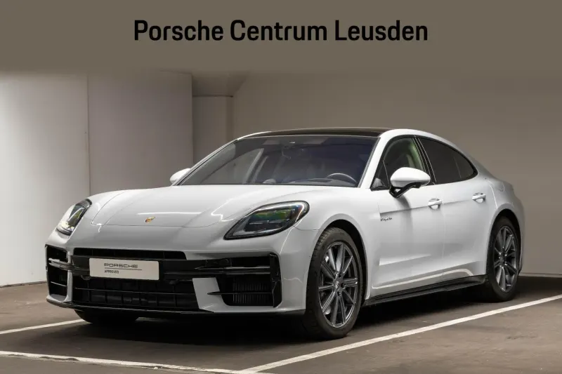 Porsche Panamera (2024)