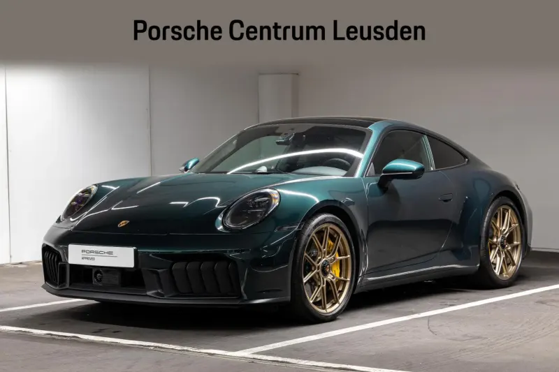Porsche 911 (2025)