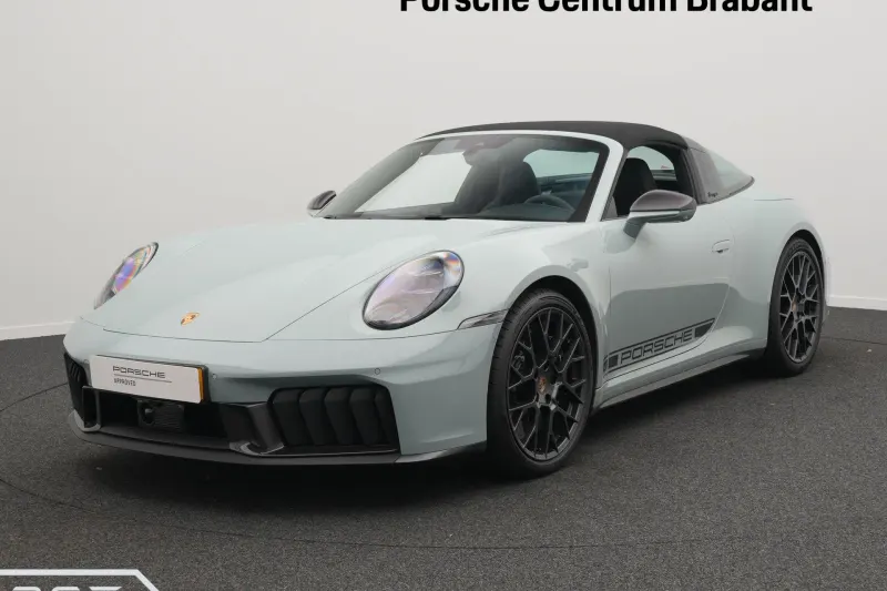 Porsche 911 (2025)