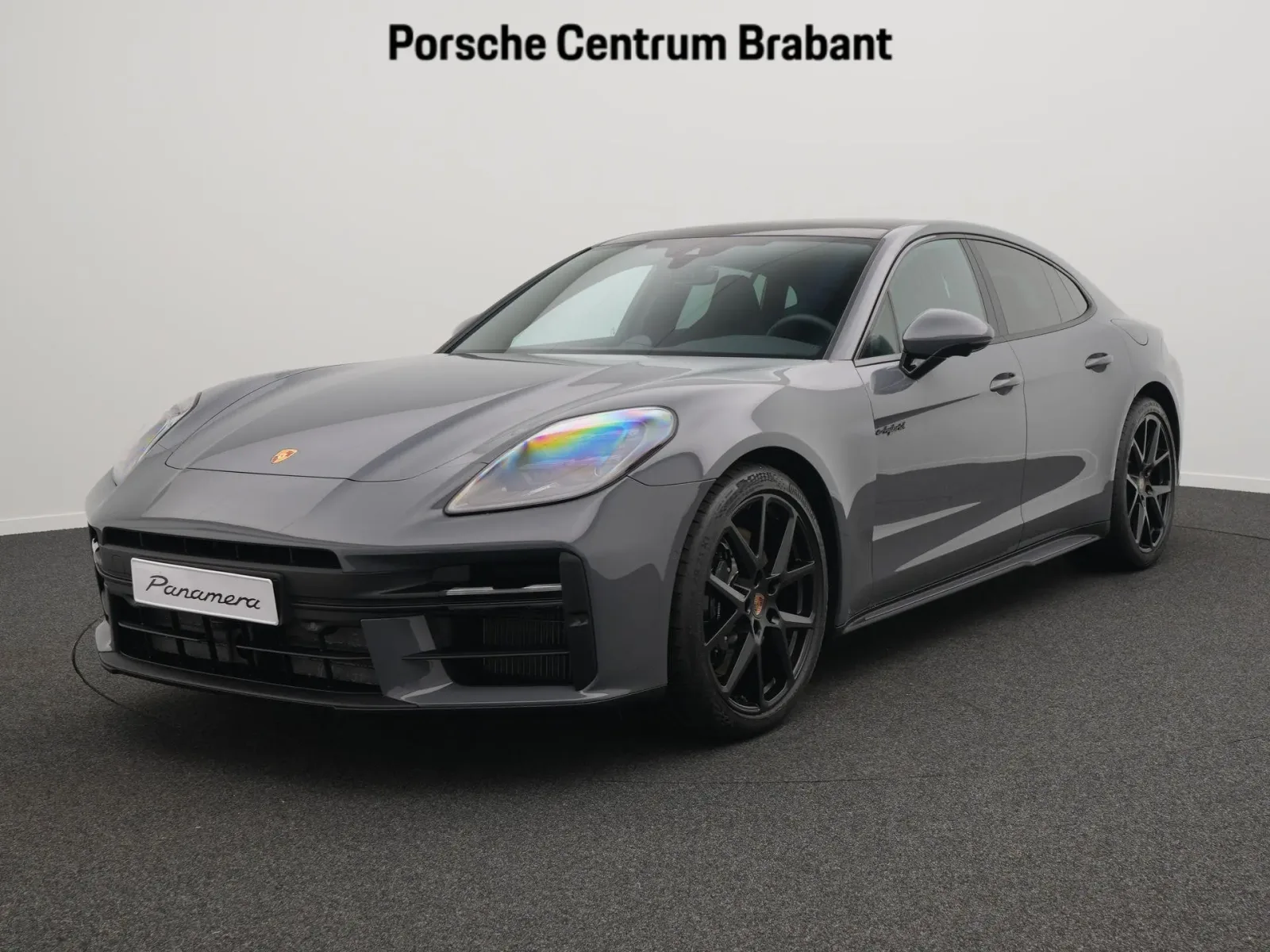 Porsche Panamera (2026) — foto 1