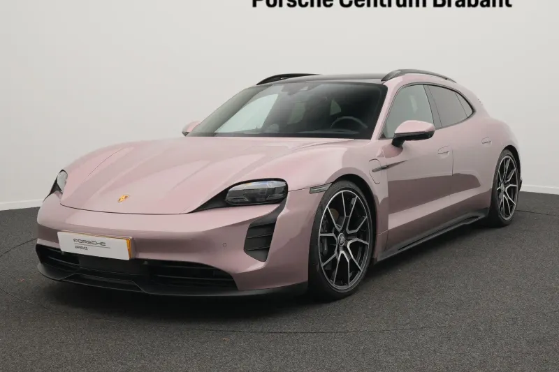 Porsche Taycan (2023)