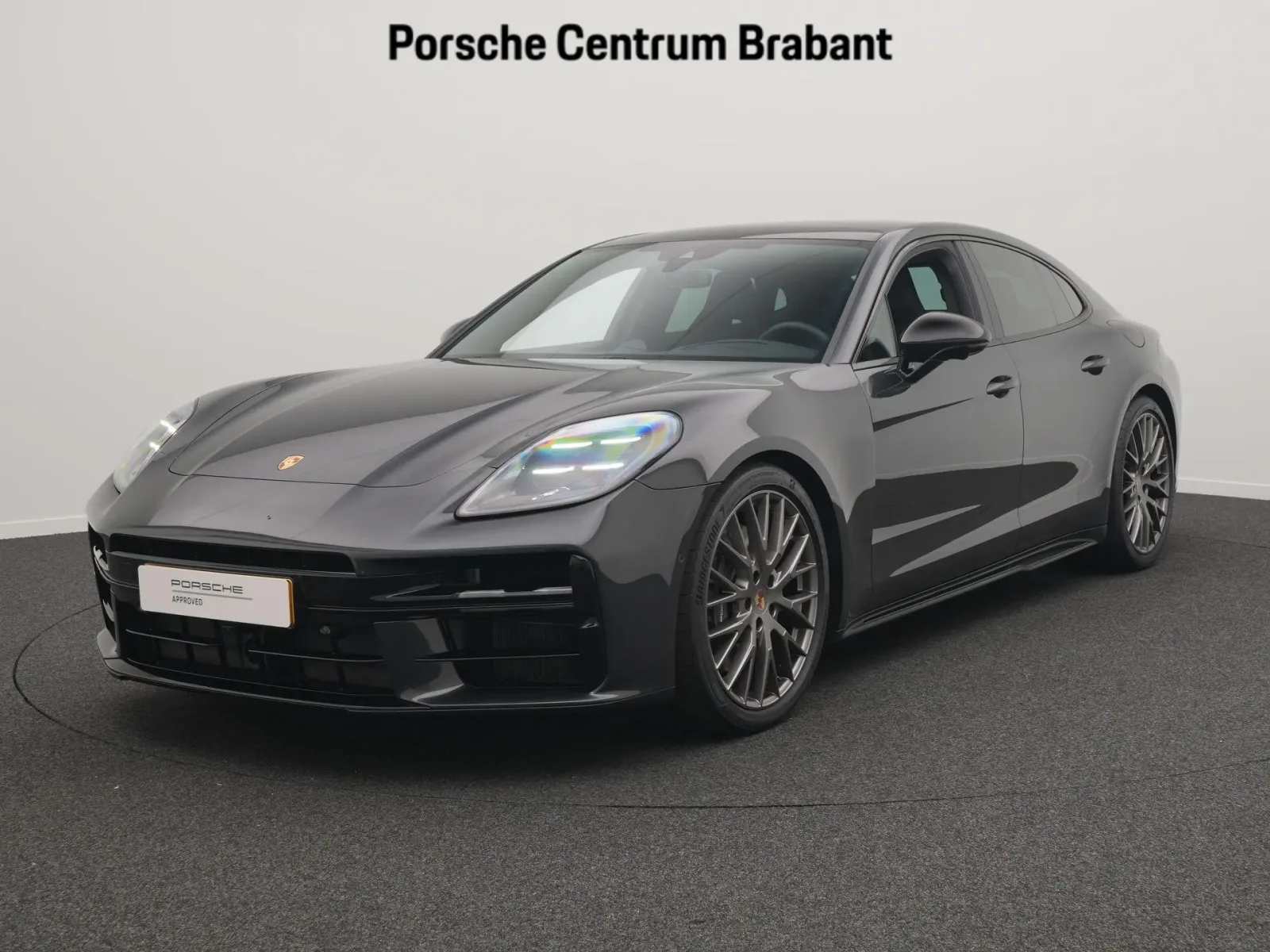 Porsche Panamera (2024) — foto 1