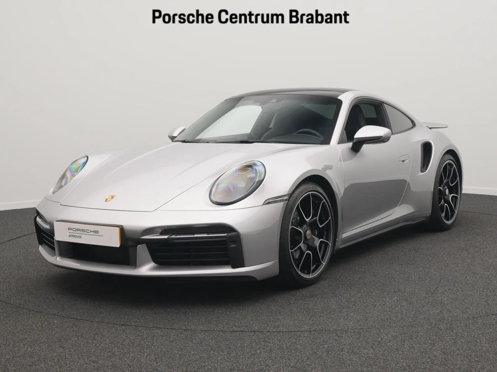 Porsche 911 (2020) — foto 1