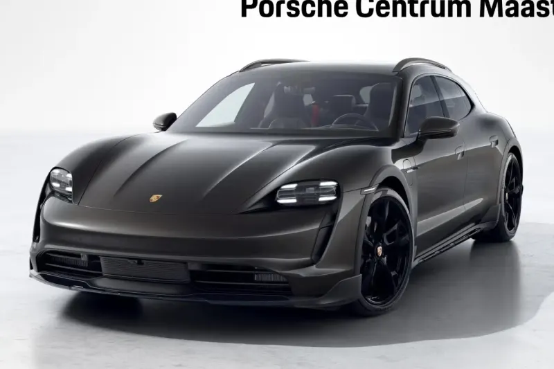 Porsche Taycan (2022)