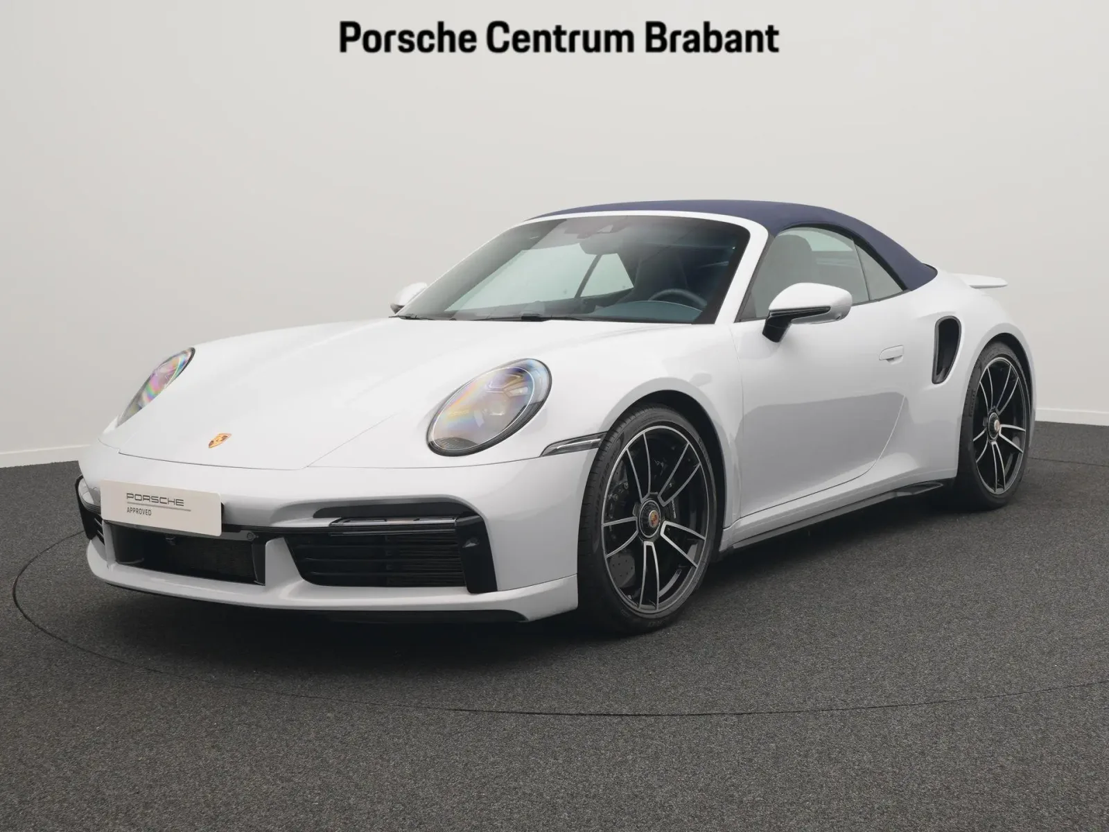 Porsche 911 (2023) — foto 1