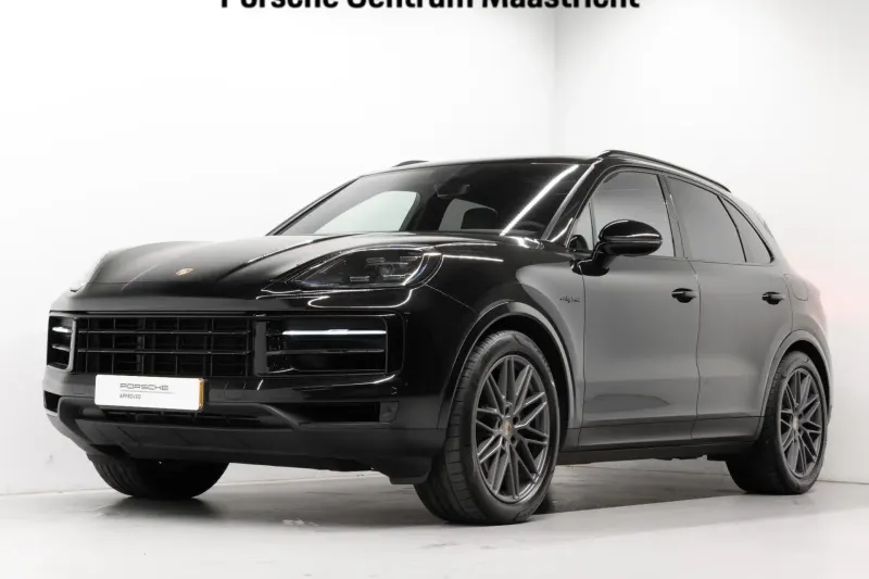 Porsche Cayenne (2023)