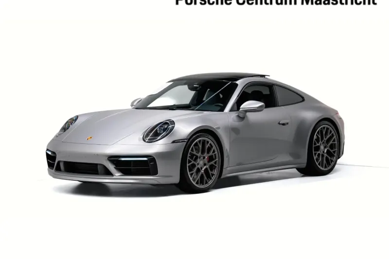 Porsche 911 (2023)