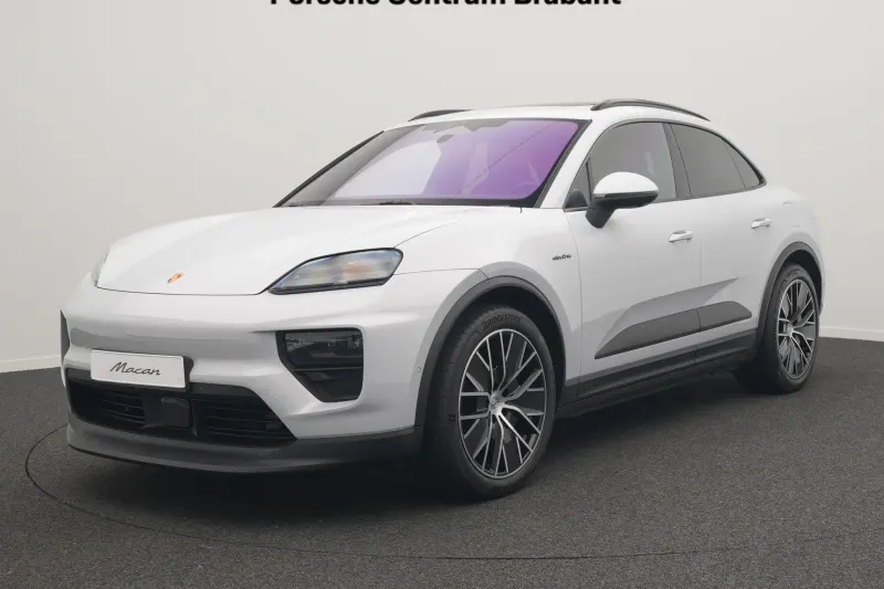 Porsche Macan (2025)