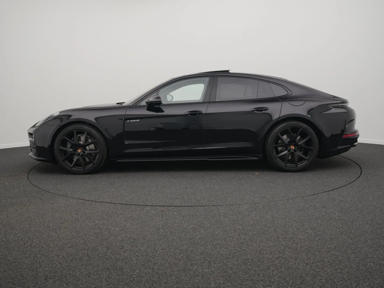 Porsche Panamera (2026) — foto 1