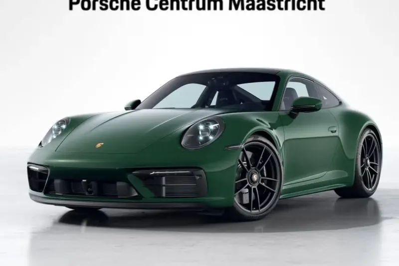 Porsche 911 (2022)