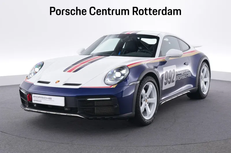 Porsche 911 (2023)