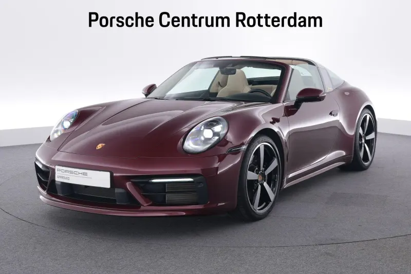 Porsche 911 (2021)